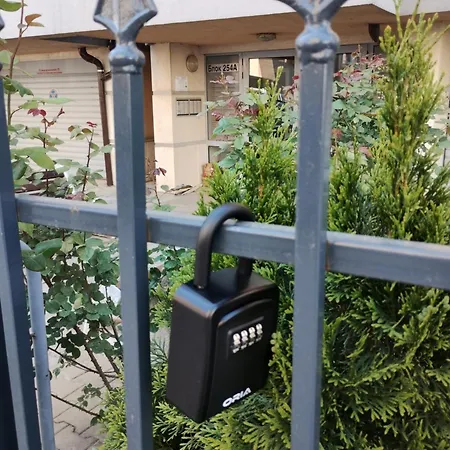 公寓 Happy & Free Breakfast - Mladost 索菲亞