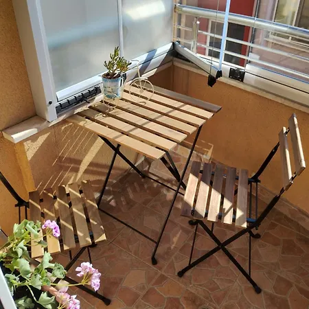 Happy & Free Breakfast - Mladost * 索菲亞