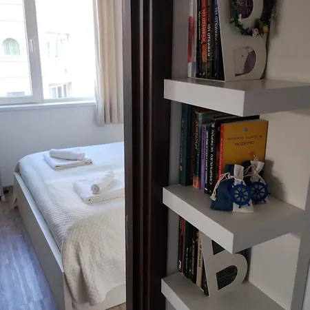 Happy & Free Breakfast - Mladost Appartement Sofia