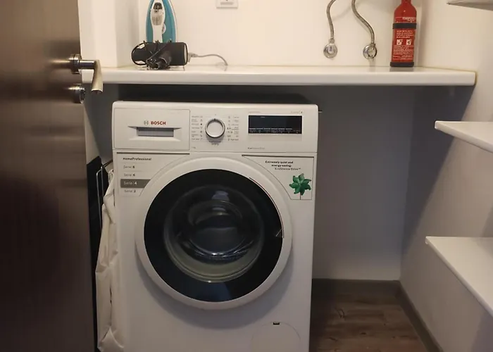 Happy & Free Breakfast - Mladost