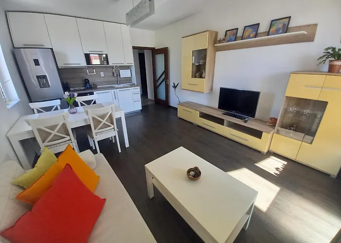 Apartament Happy & Free Breakfast - Mladost Sofia