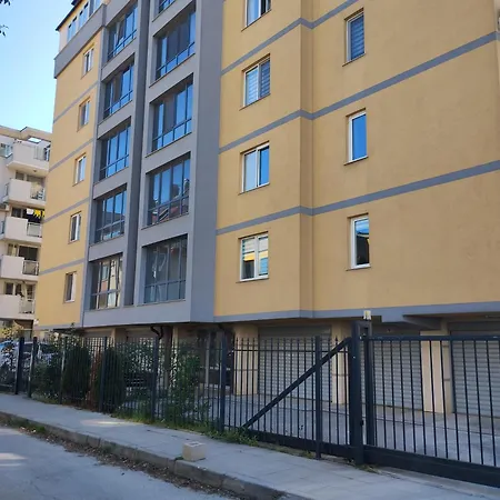 Apartman Happy & Free Breakfast - Mladost Szófia
