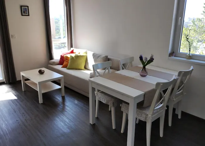 Happy & Free Breakfast - Mladost Apartment *